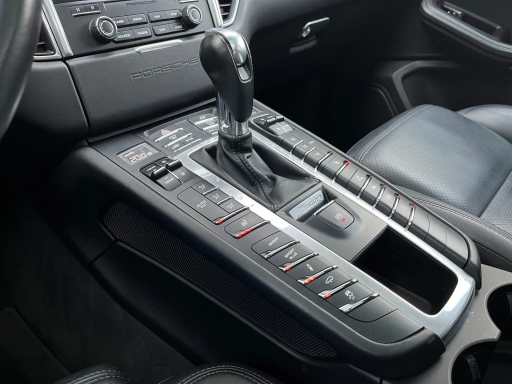 Hoofdafbeelding Porsche Macan