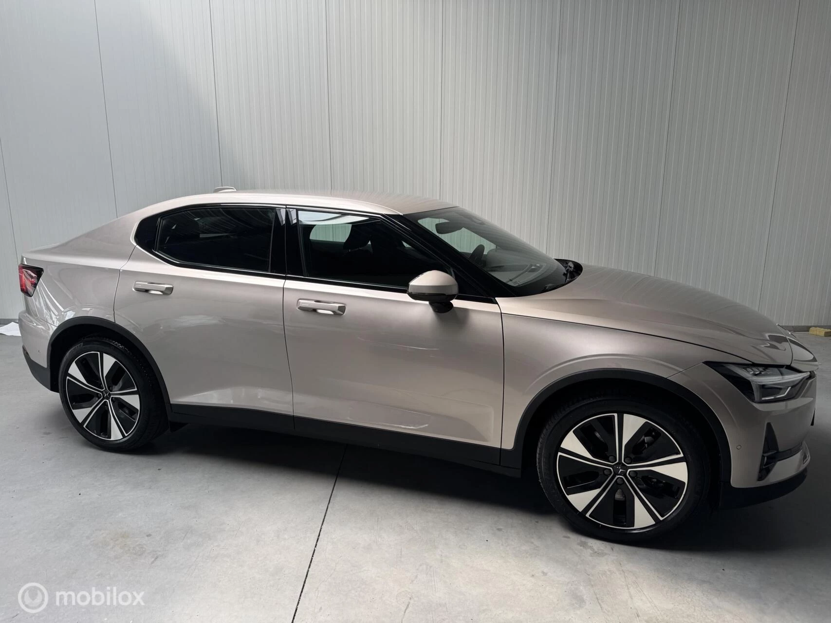 Hoofdafbeelding Polestar 2