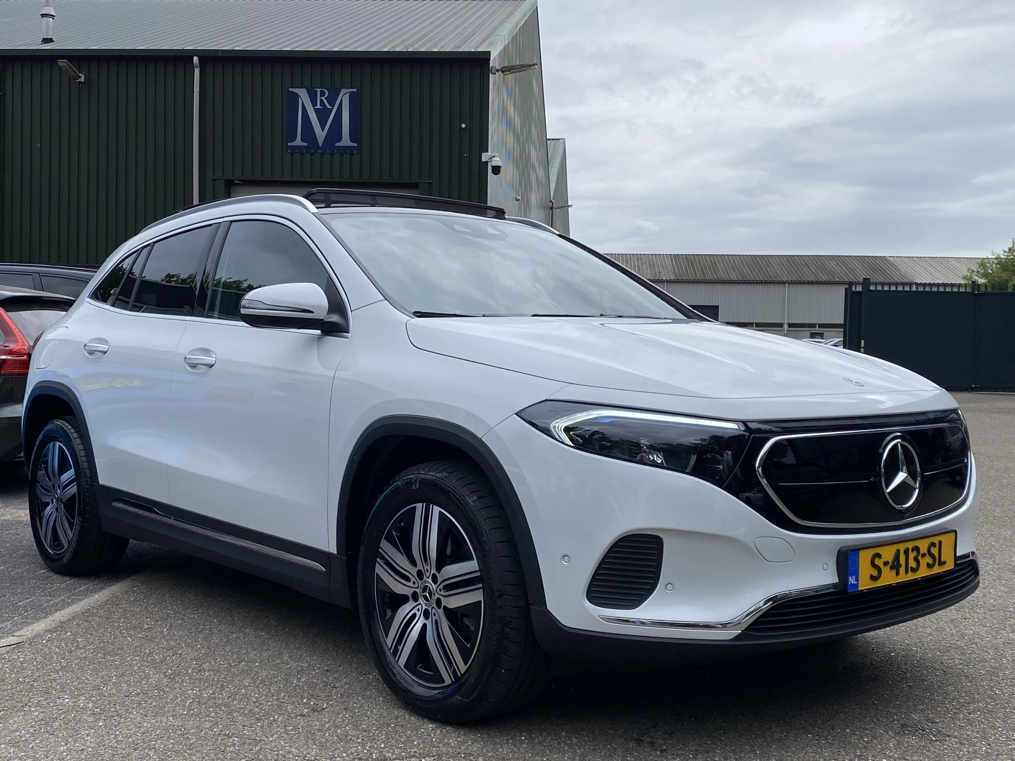 Hoofdafbeelding Mercedes-Benz EQA
