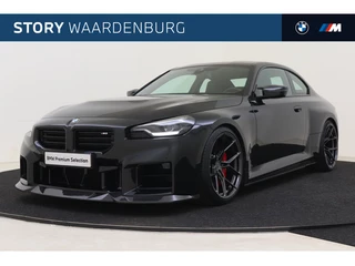 Hoofdafbeelding BMW M2 BMW M2 Coupé Automaat / Akrapovic Uitlaat / M Carbon kuipstoelen / M Drive Professional / Harman Kardon / M Compound remsysteem / Parking Assistant 