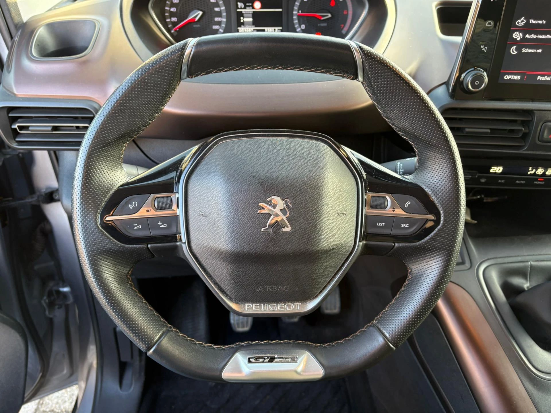 Hoofdafbeelding Peugeot Rifter