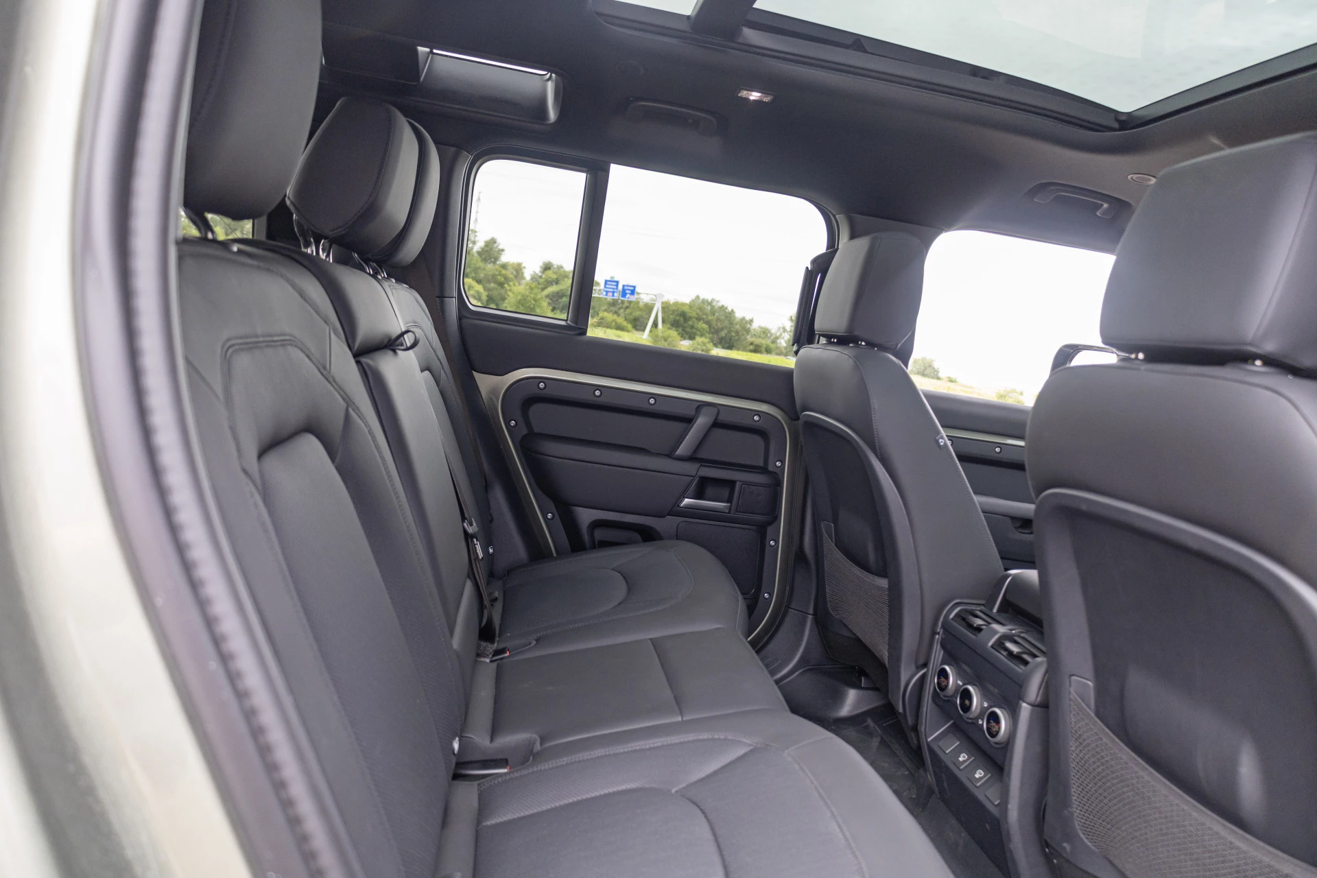 Hoofdafbeelding Land Rover Defender