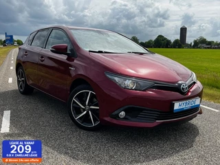 Hoofdafbeelding Toyota Auris Toyota Auris 1.8 Hybrid Dynamic | Camera | Stoelverw