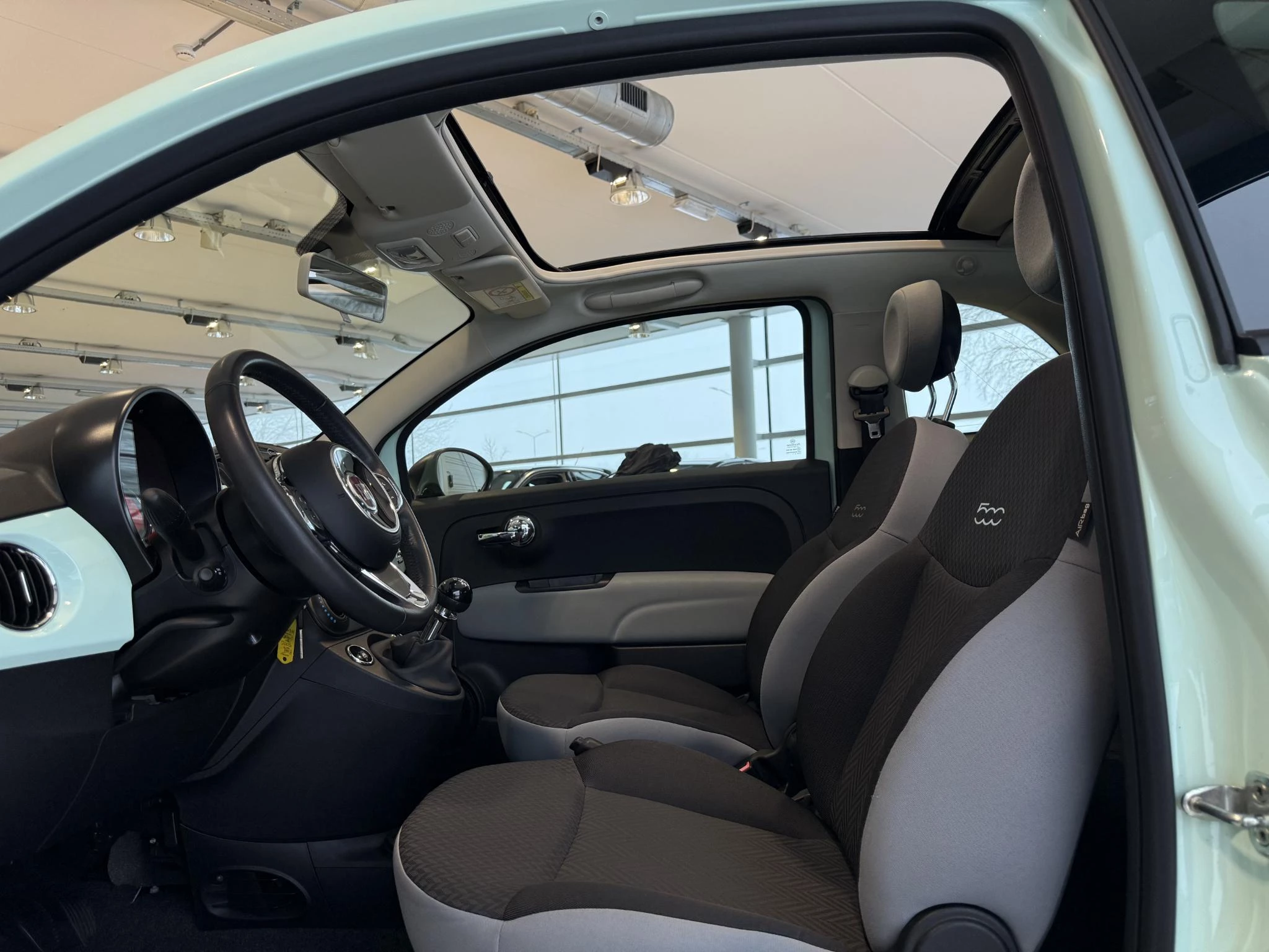 Hoofdafbeelding Fiat 500C