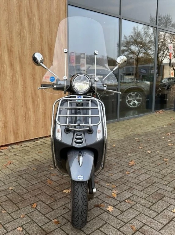 Hoofdafbeelding Vespa Primavera