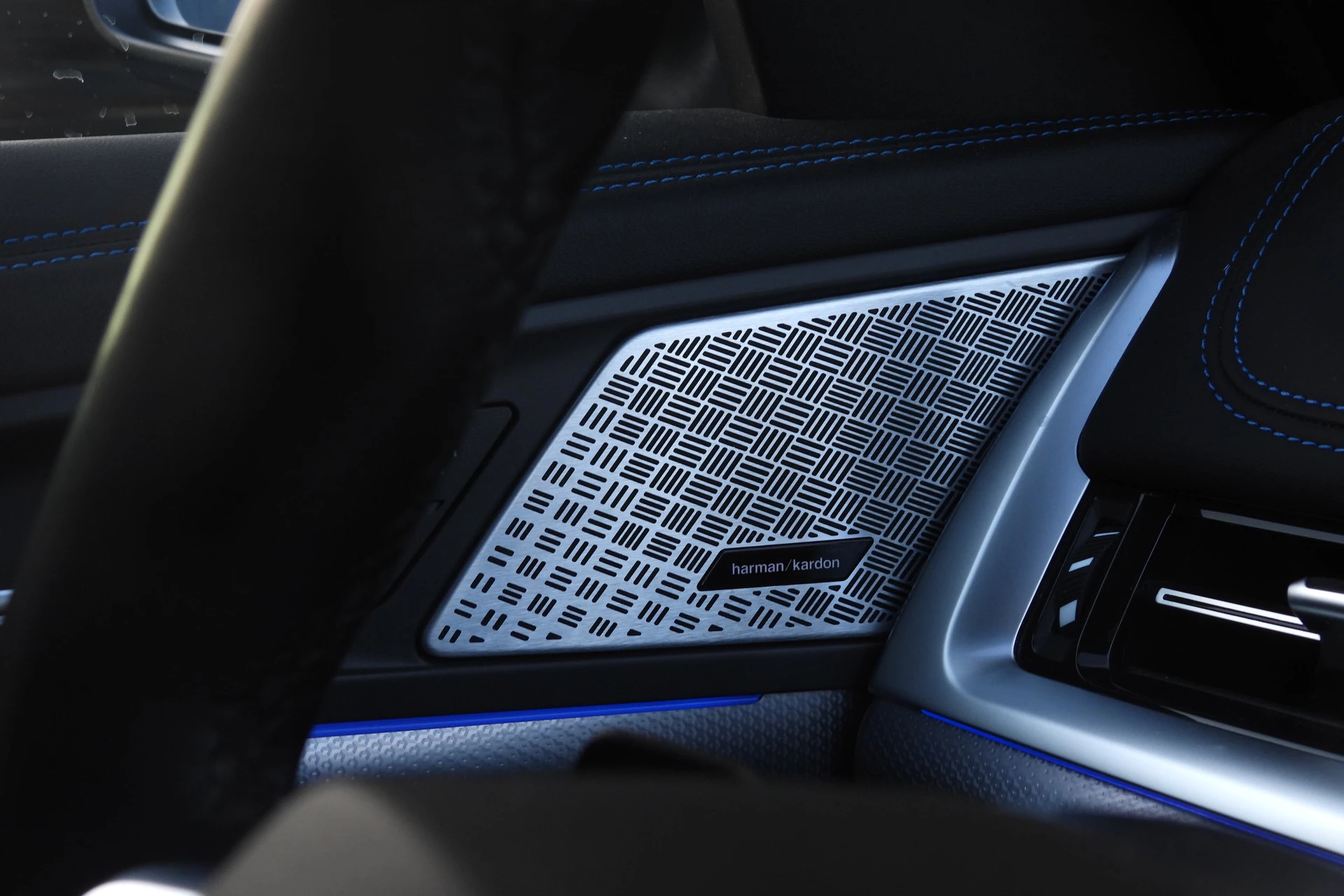 Hoofdafbeelding BMW iX1