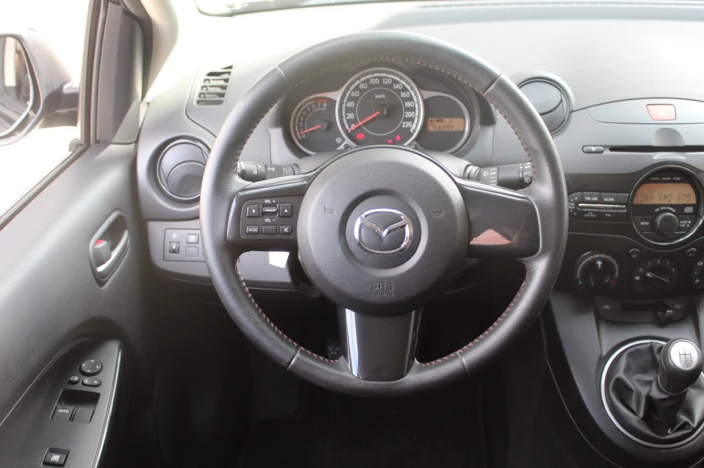 Hoofdafbeelding Mazda 2