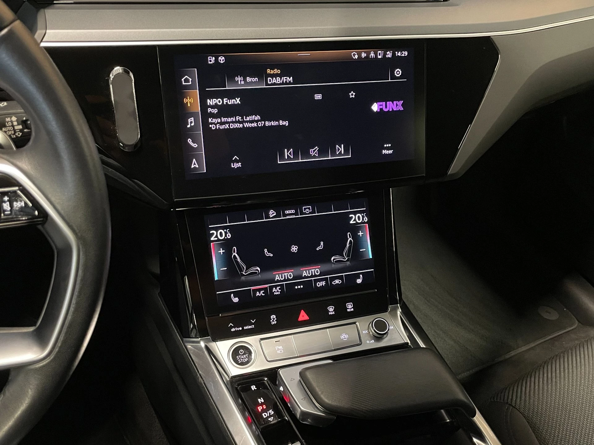 Hoofdafbeelding Audi e-tron