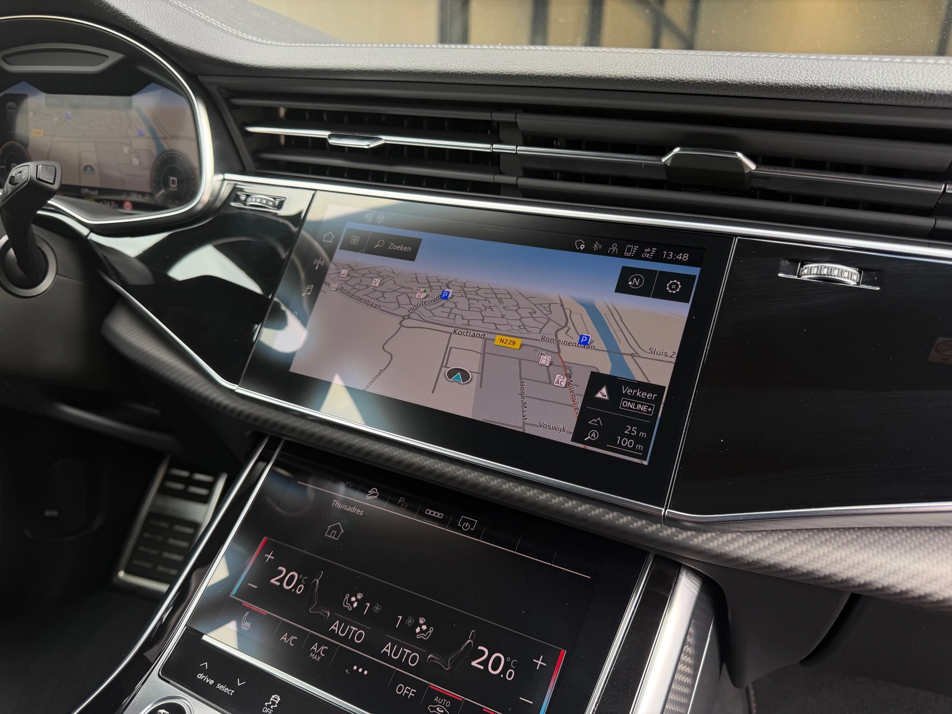 Hoofdafbeelding Audi Q8
