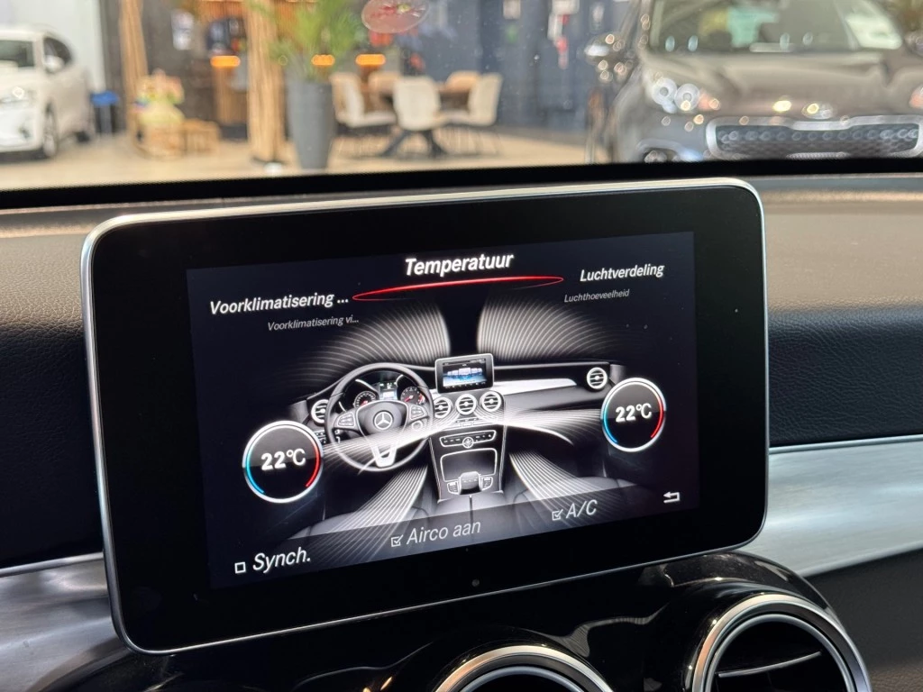 Hoofdafbeelding Mercedes-Benz GLC