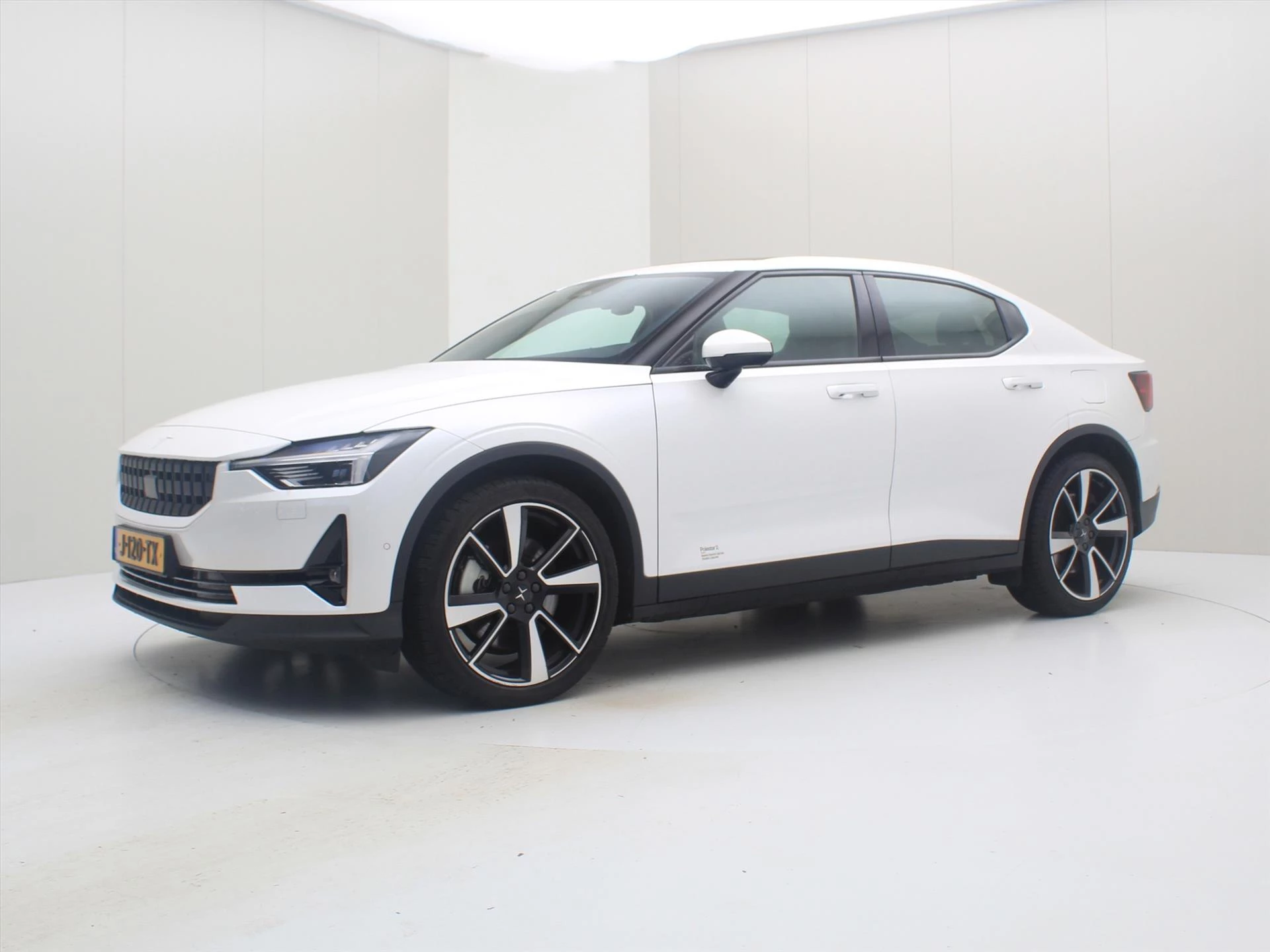 Hoofdafbeelding Polestar 2