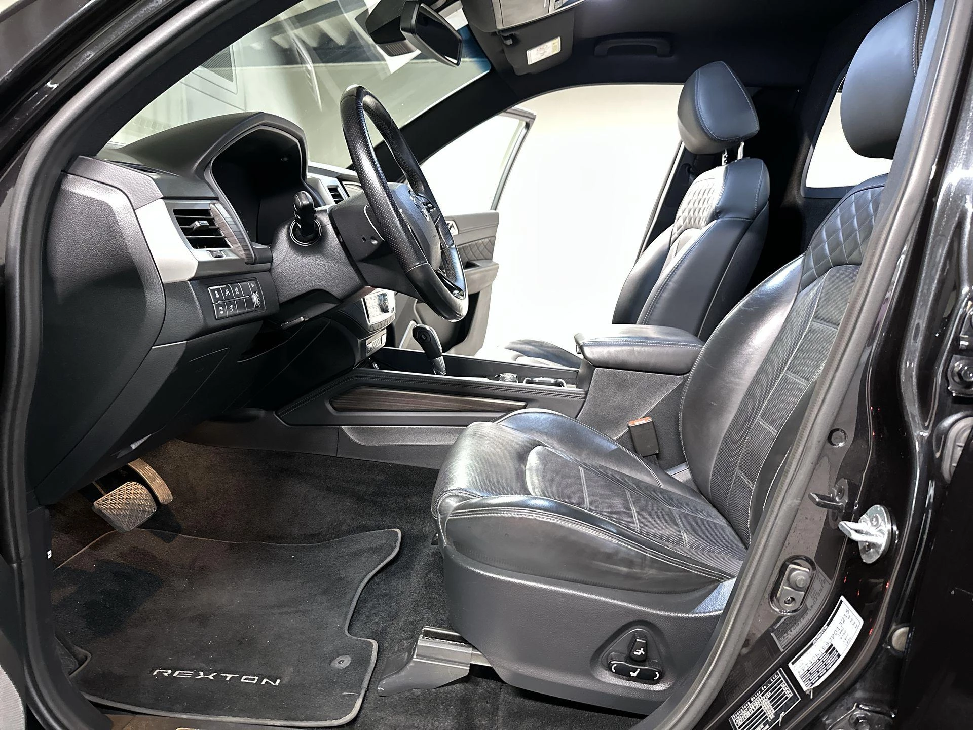 Hoofdafbeelding SsangYong Rexton