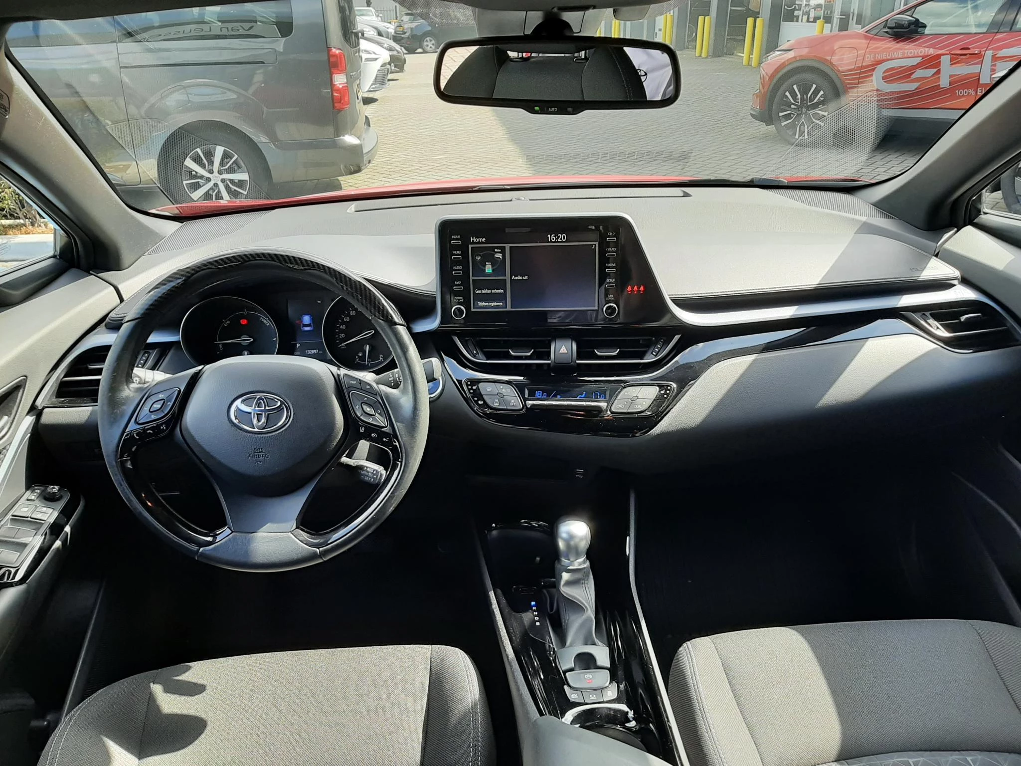 Hoofdafbeelding Toyota C-HR