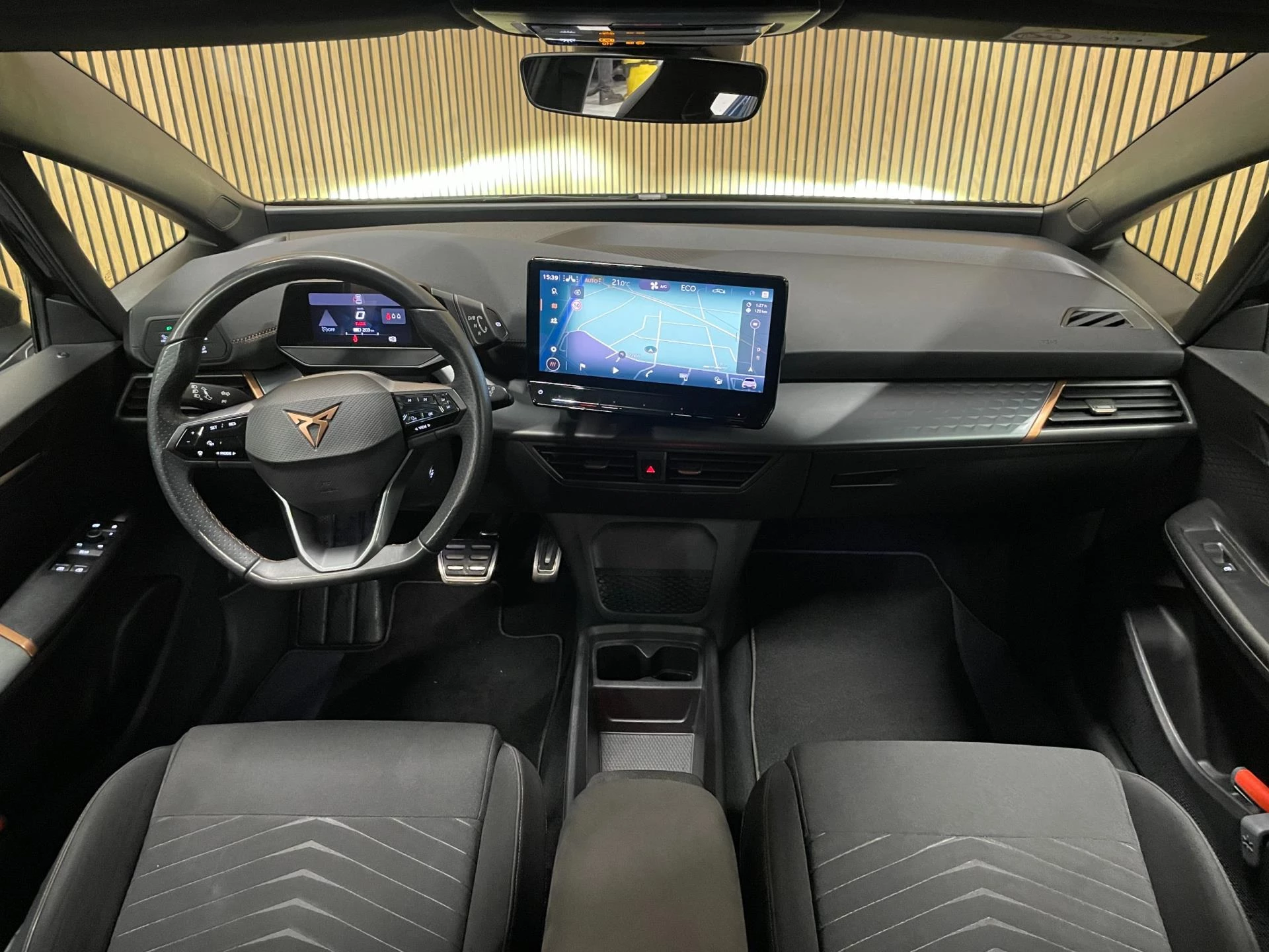 Hoofdafbeelding CUPRA Born