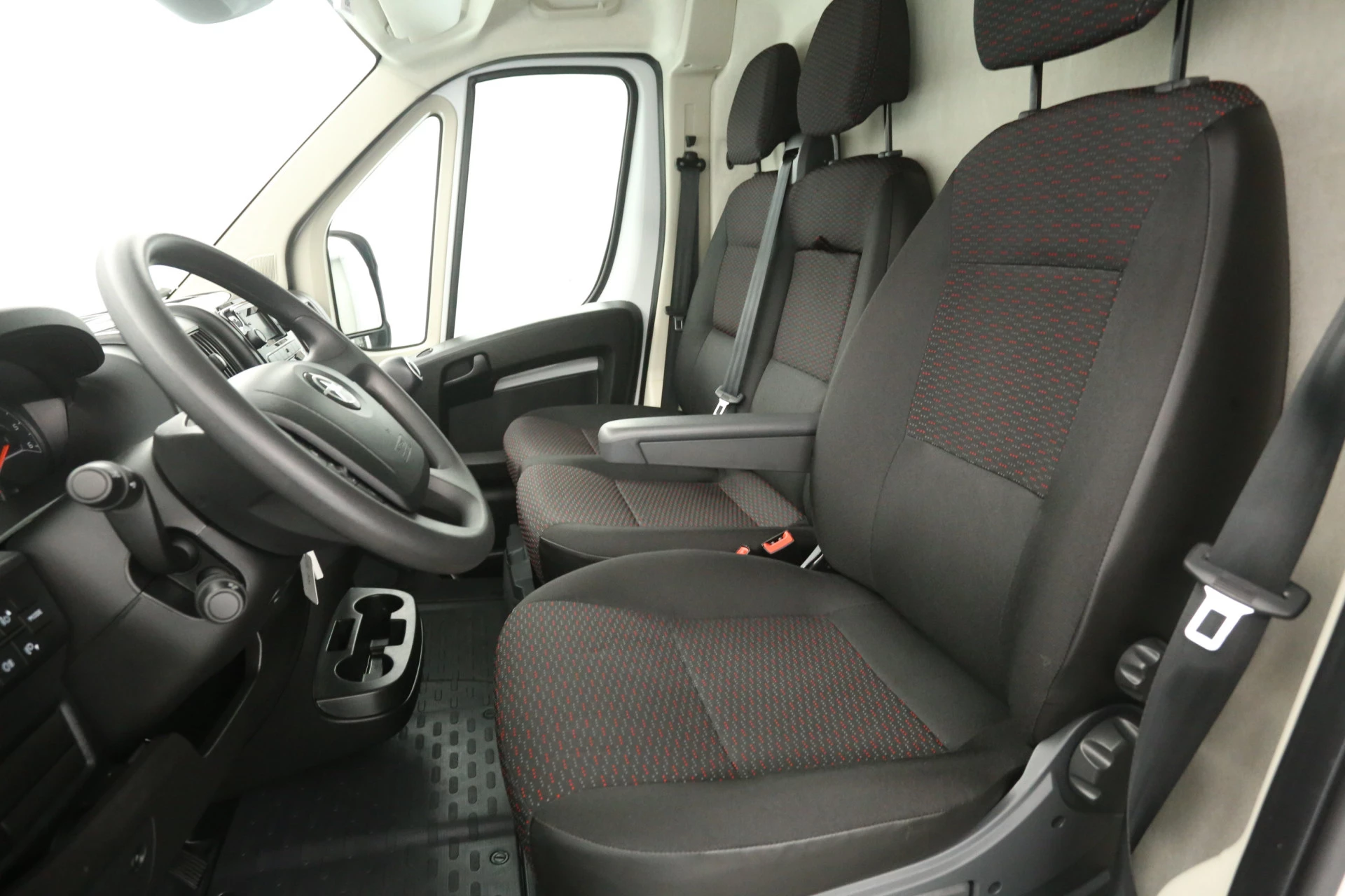 Hoofdafbeelding Opel Movano