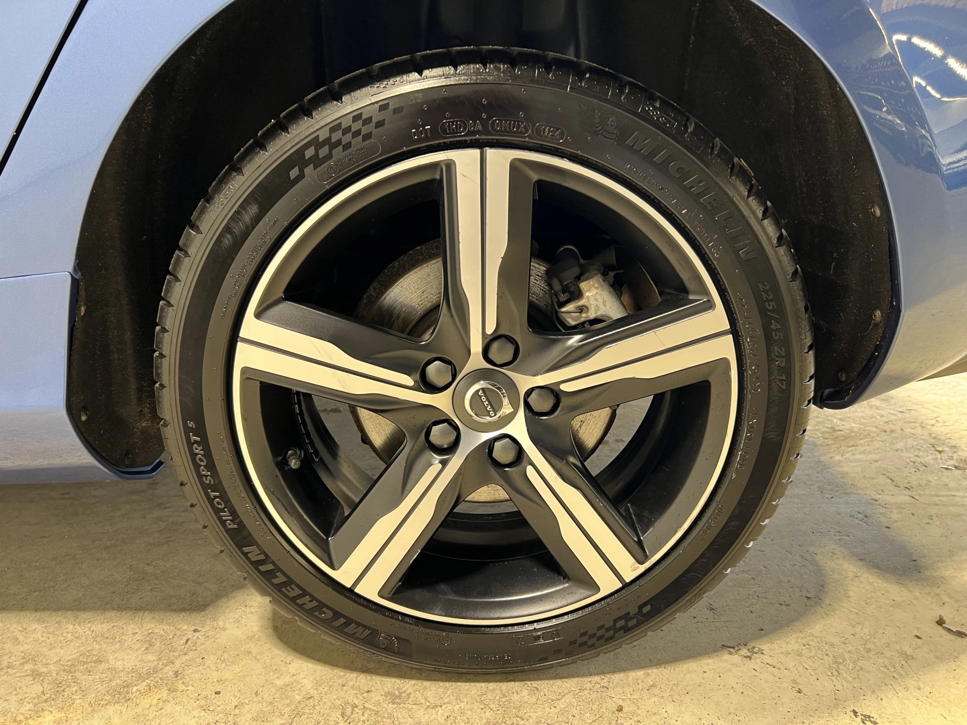 Hoofdafbeelding Volvo V40