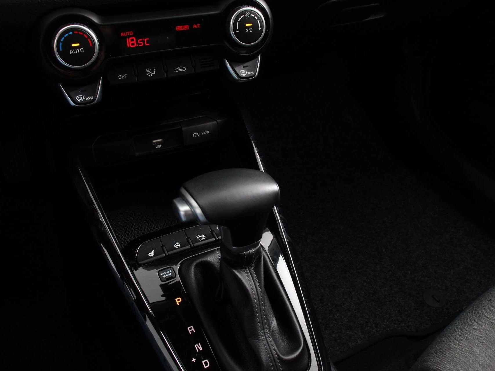 Hoofdafbeelding Kia Stonic