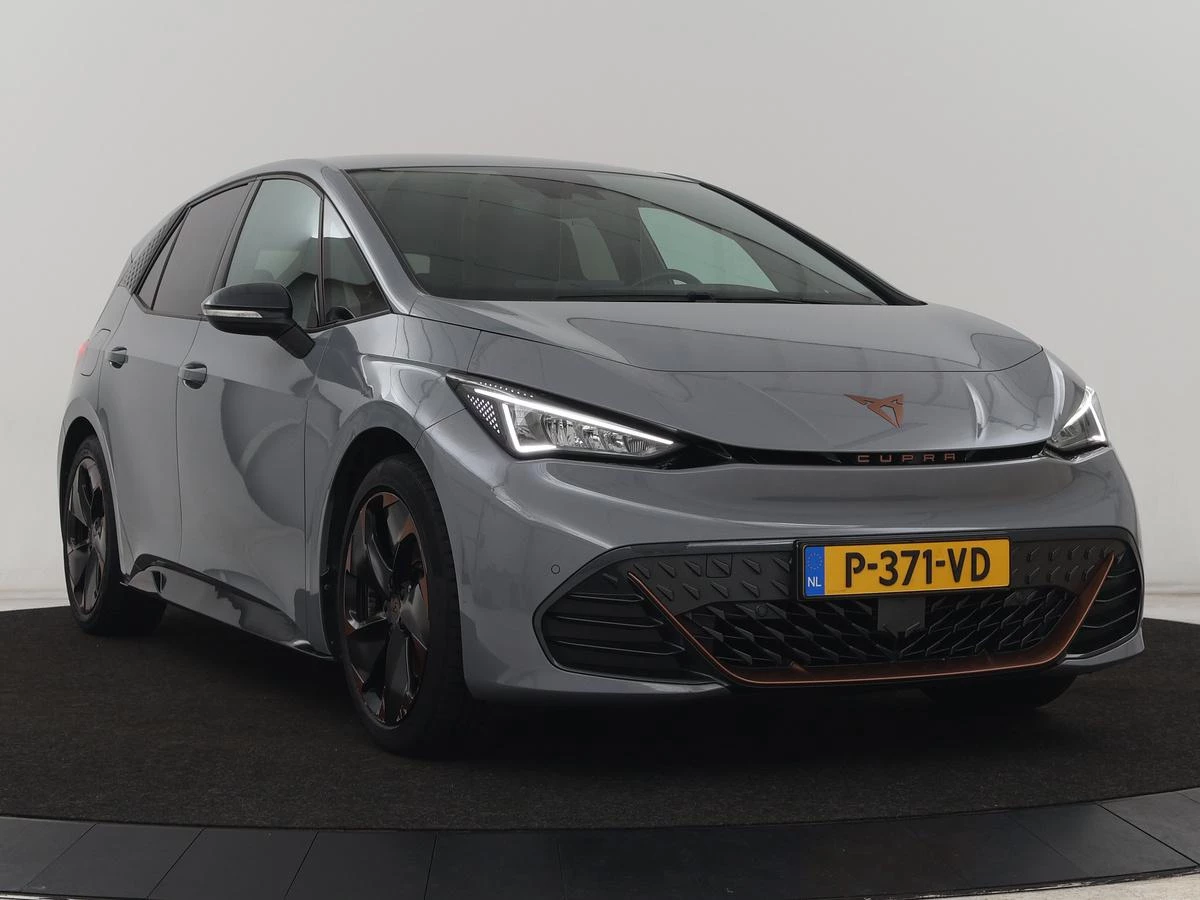 Hoofdafbeelding CUPRA Born