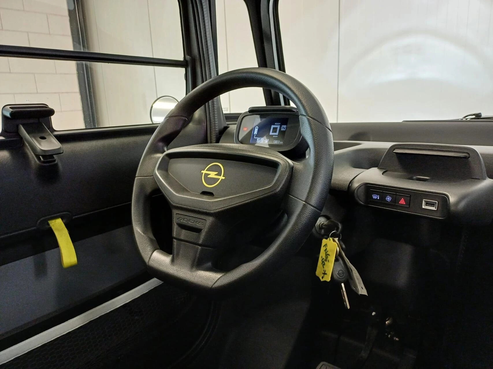 Hoofdafbeelding Opel Rocks-e