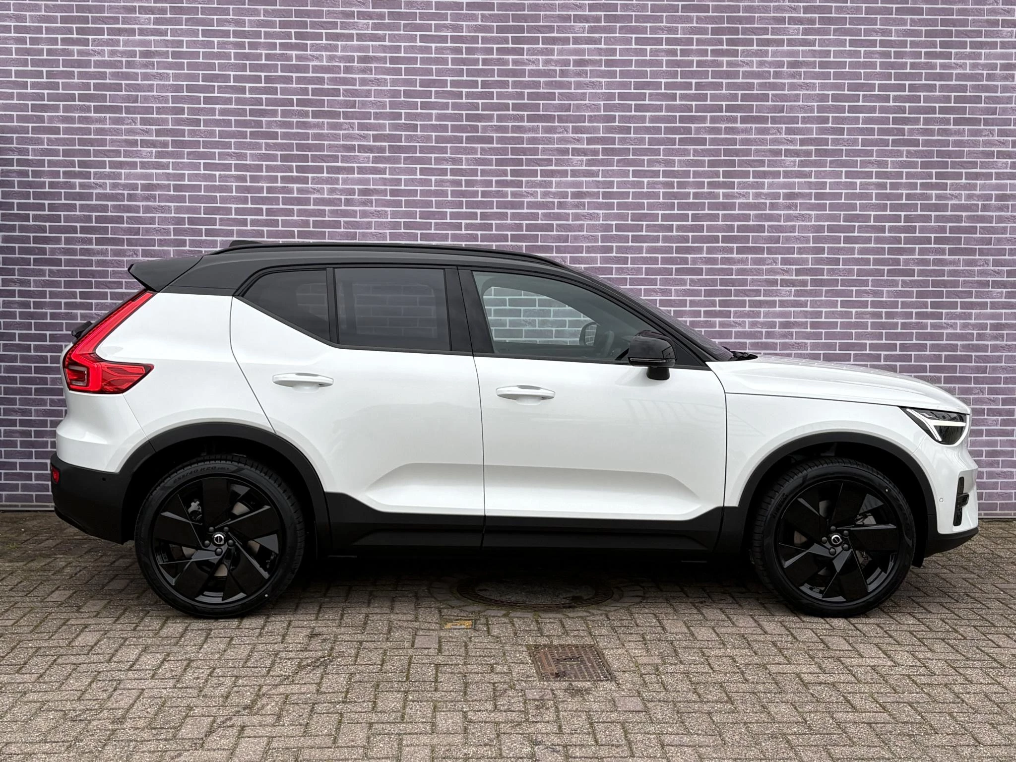 Hoofdafbeelding Volvo EX40