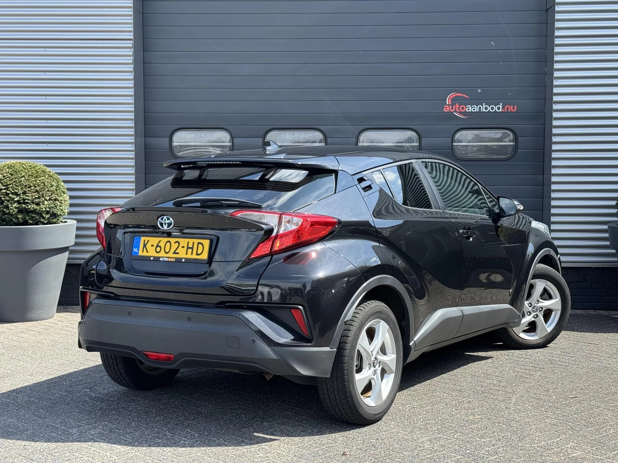 Hoofdafbeelding Toyota C-HR