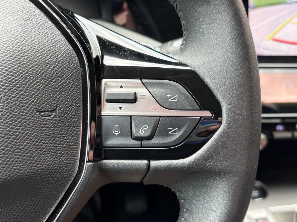 Hoofdafbeelding Peugeot 408