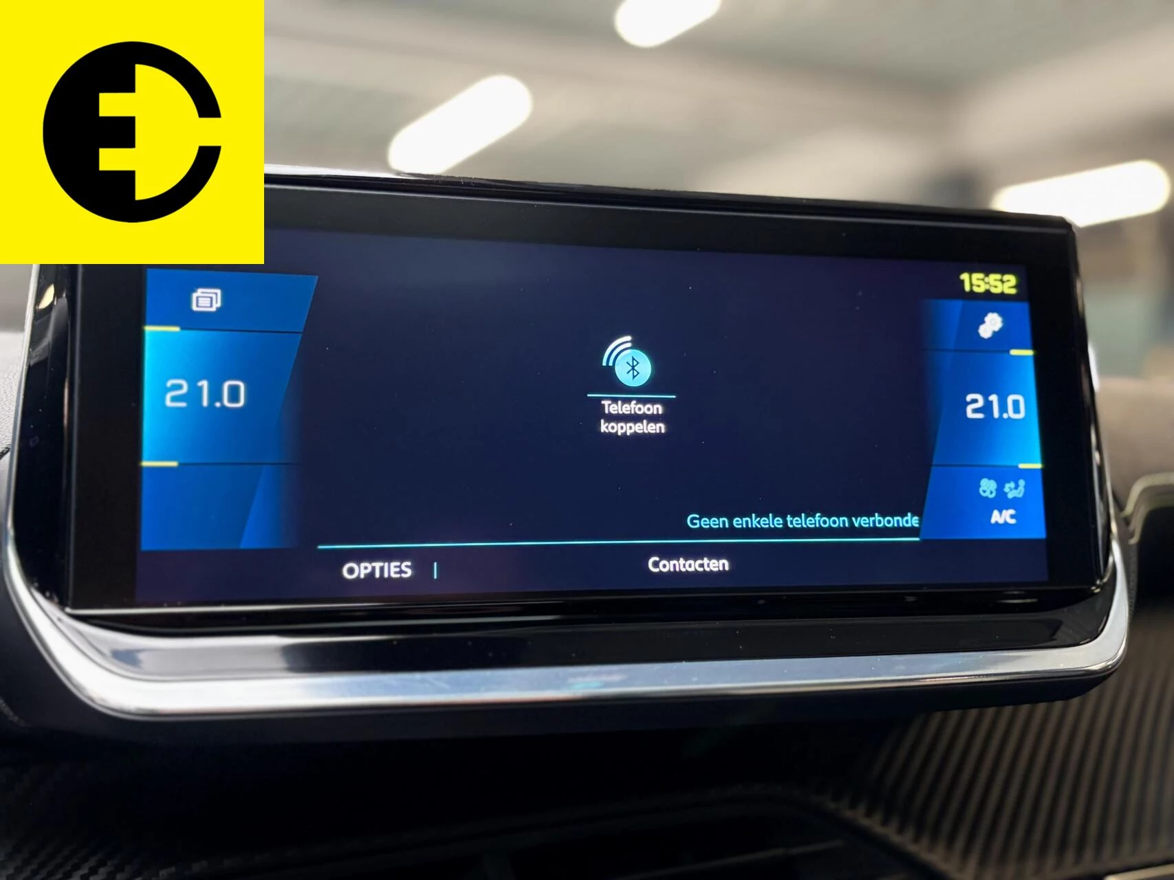 Hoofdafbeelding Peugeot e-208