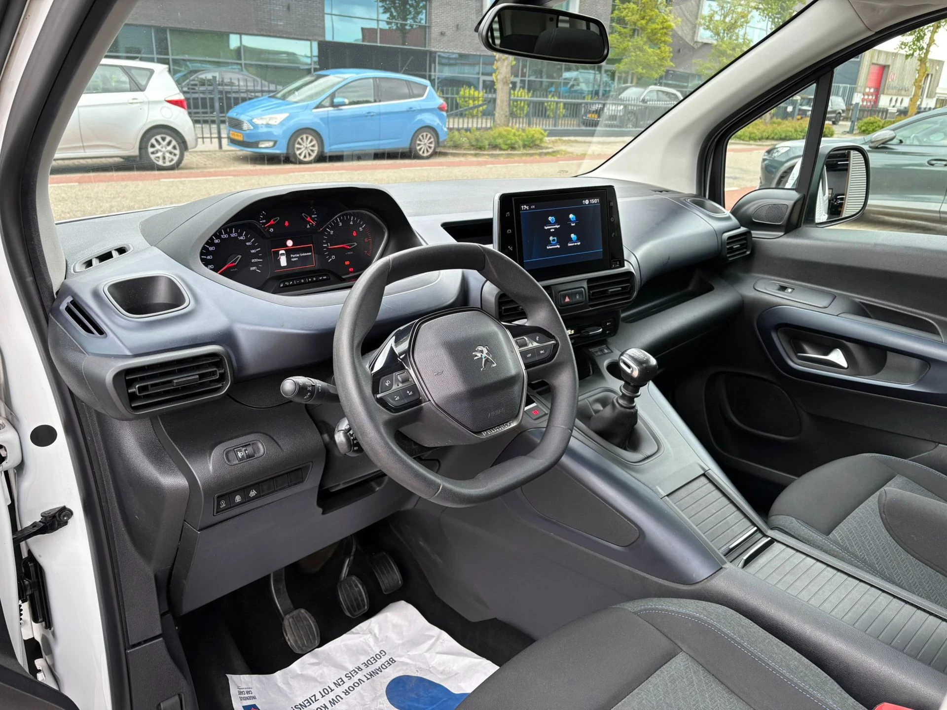 Hoofdafbeelding Peugeot Rifter