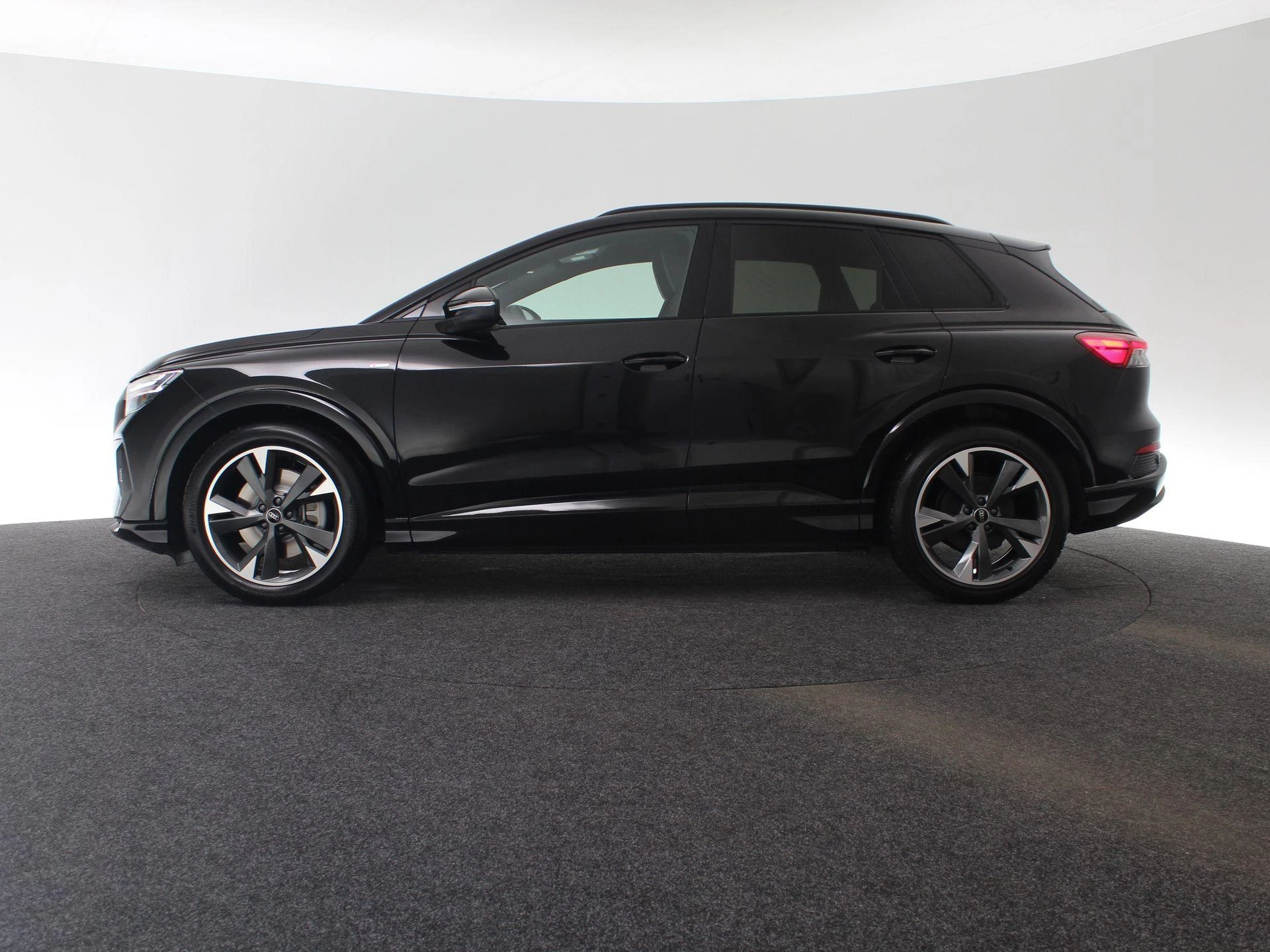 Hoofdafbeelding Audi Q4 e-tron