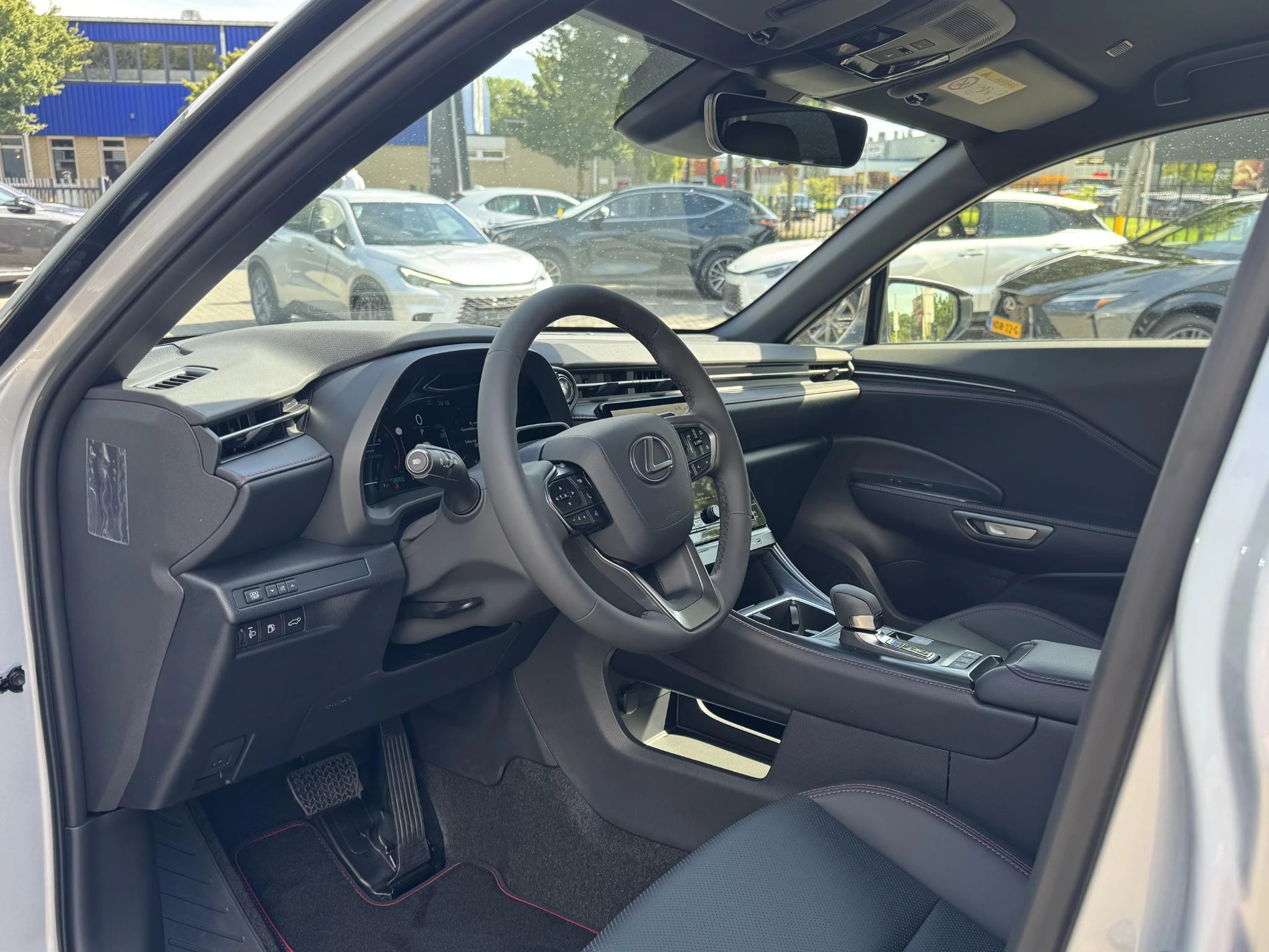 Hoofdafbeelding Lexus LBX