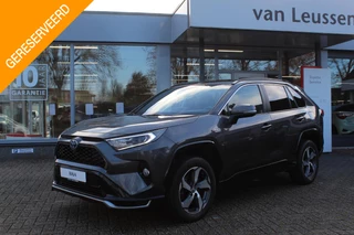 Toyota RAV4 2.5 PLUG-IN HYBRID STYLE STOELVERW. V+A STUUR&WISSERVERW. EL-STOEL EL-ACHTERKLEP DODEHOEKDETECTIE KEYLESS PRIVACY GLASS
