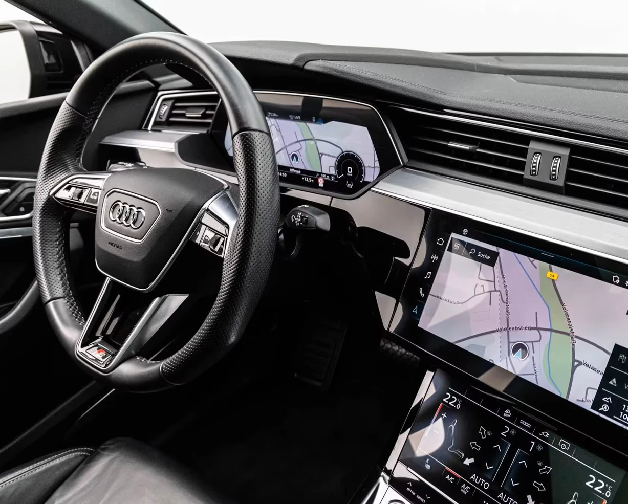 Hoofdafbeelding Audi e-tron