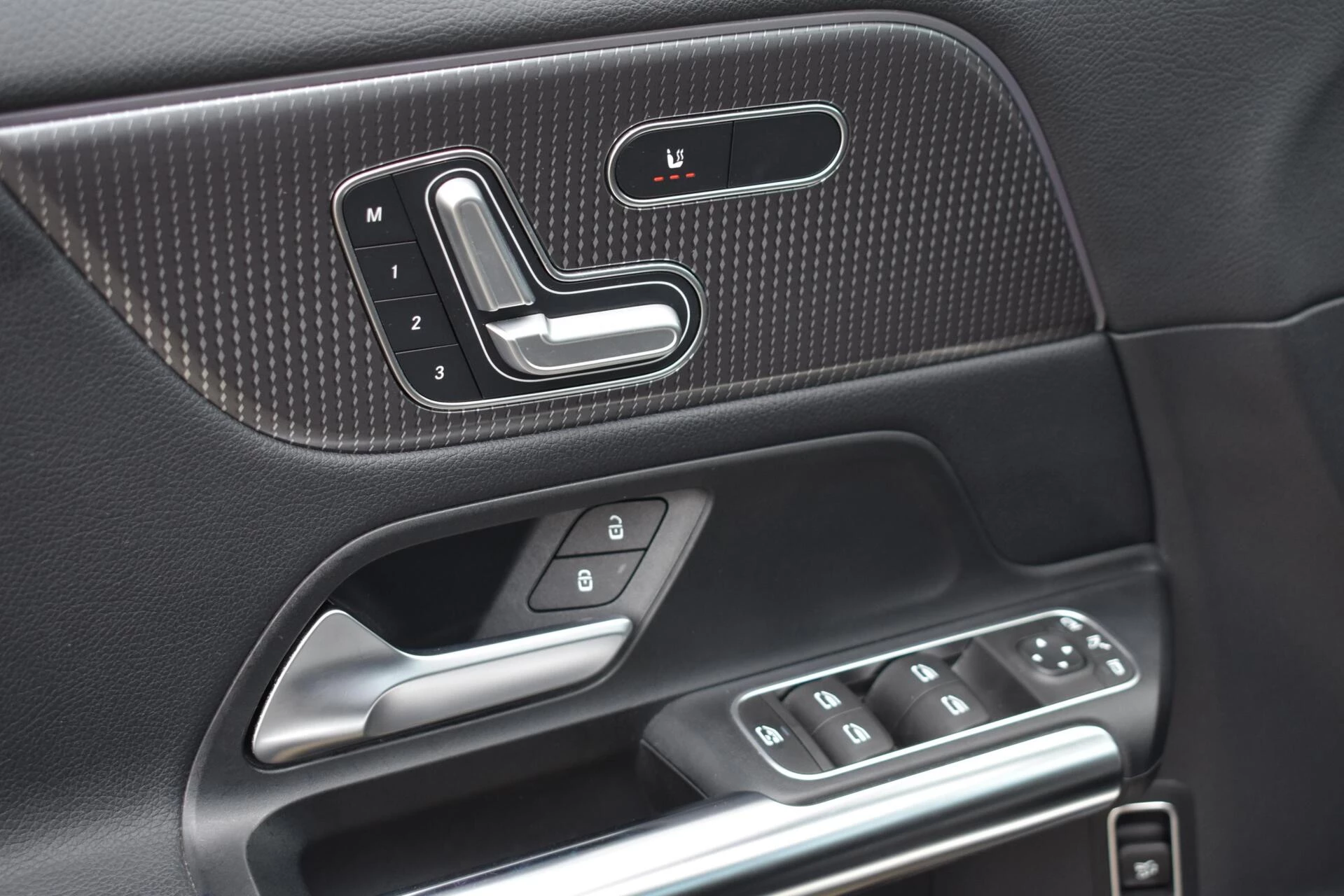 Hoofdafbeelding Mercedes-Benz EQA