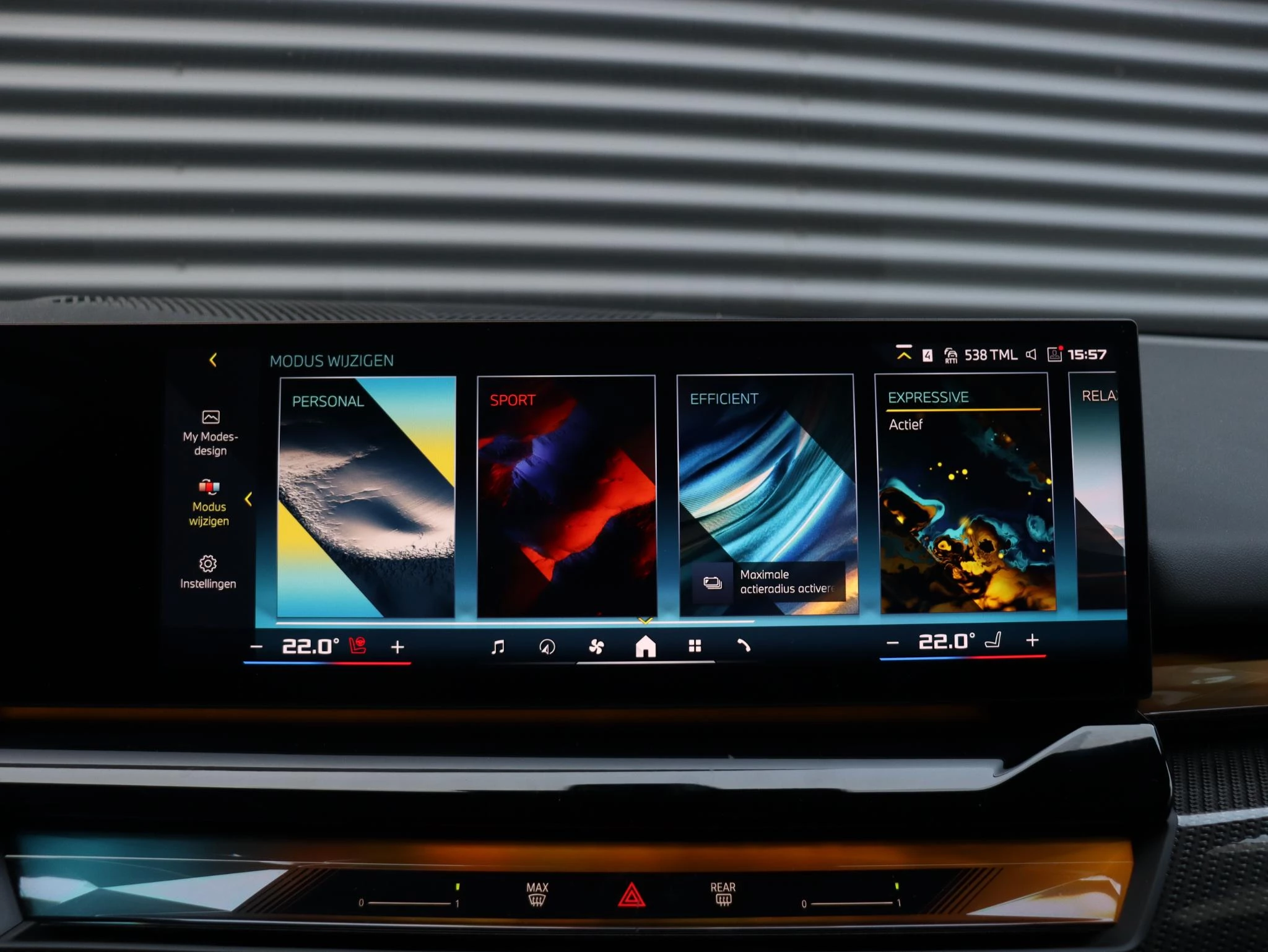 Hoofdafbeelding BMW i5