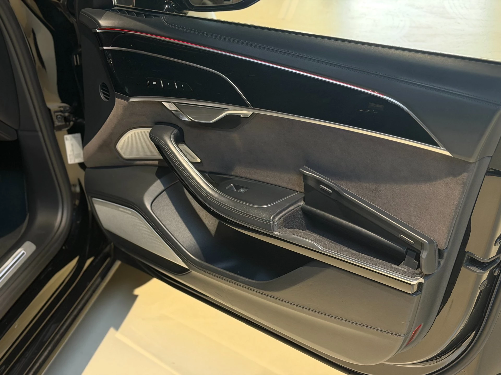 Hoofdafbeelding Audi A8