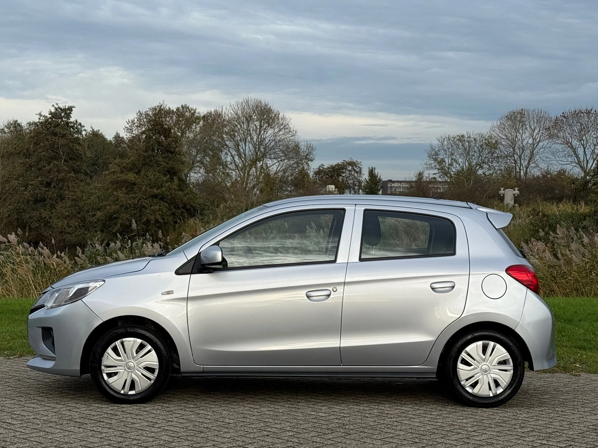 Hoofdafbeelding Mitsubishi Space Star