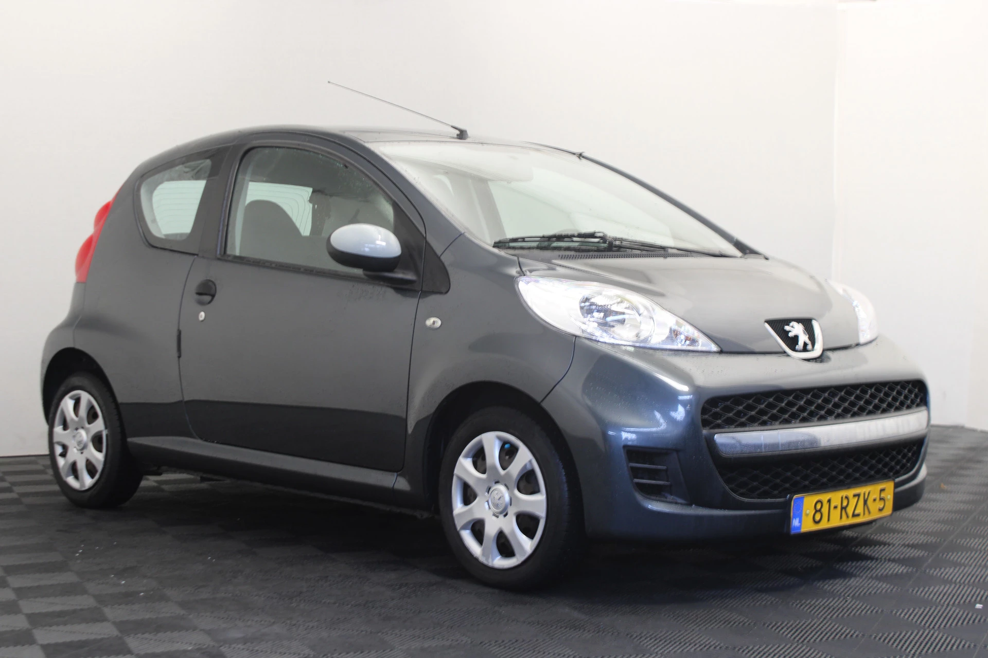 Hoofdafbeelding Peugeot 107