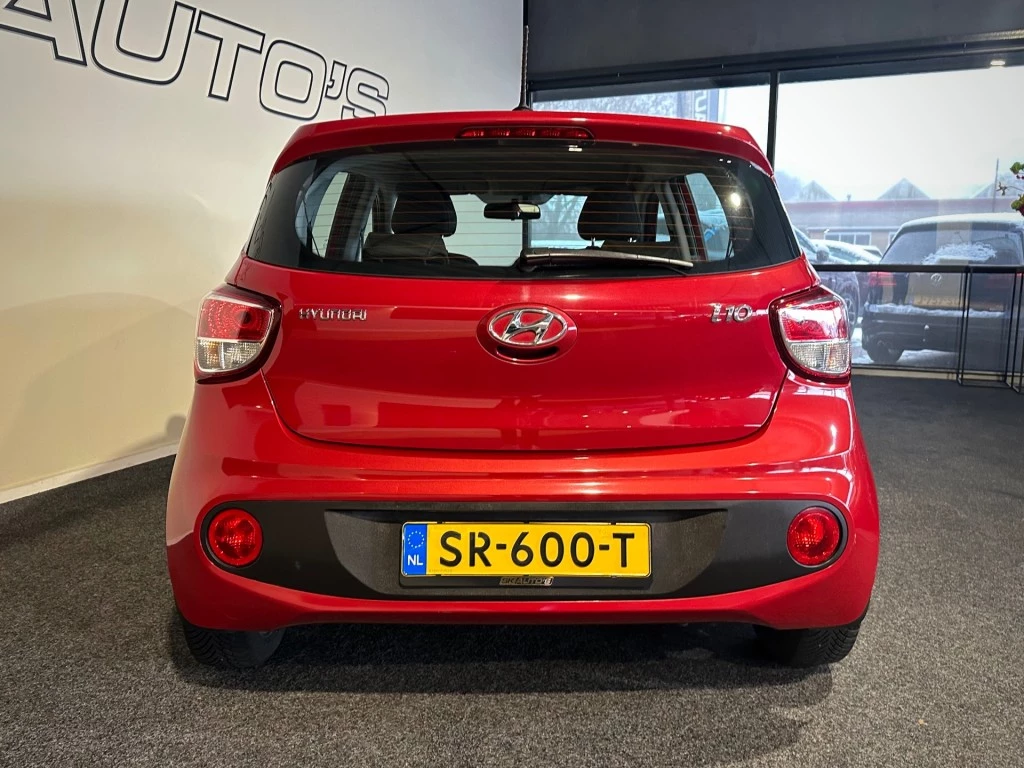 Hoofdafbeelding Hyundai i10