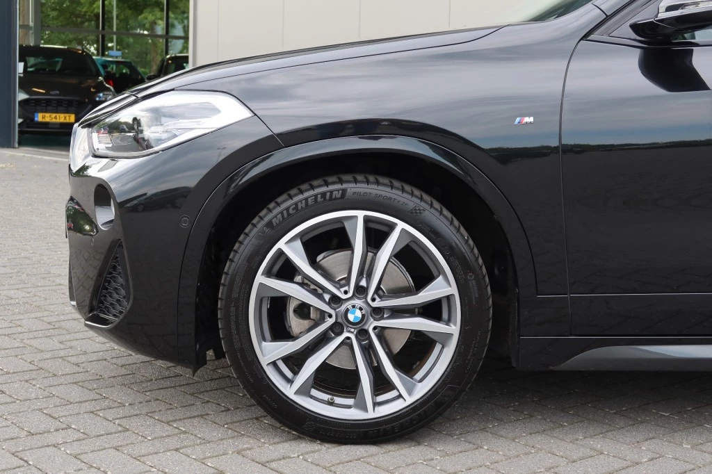 Hoofdafbeelding BMW X2