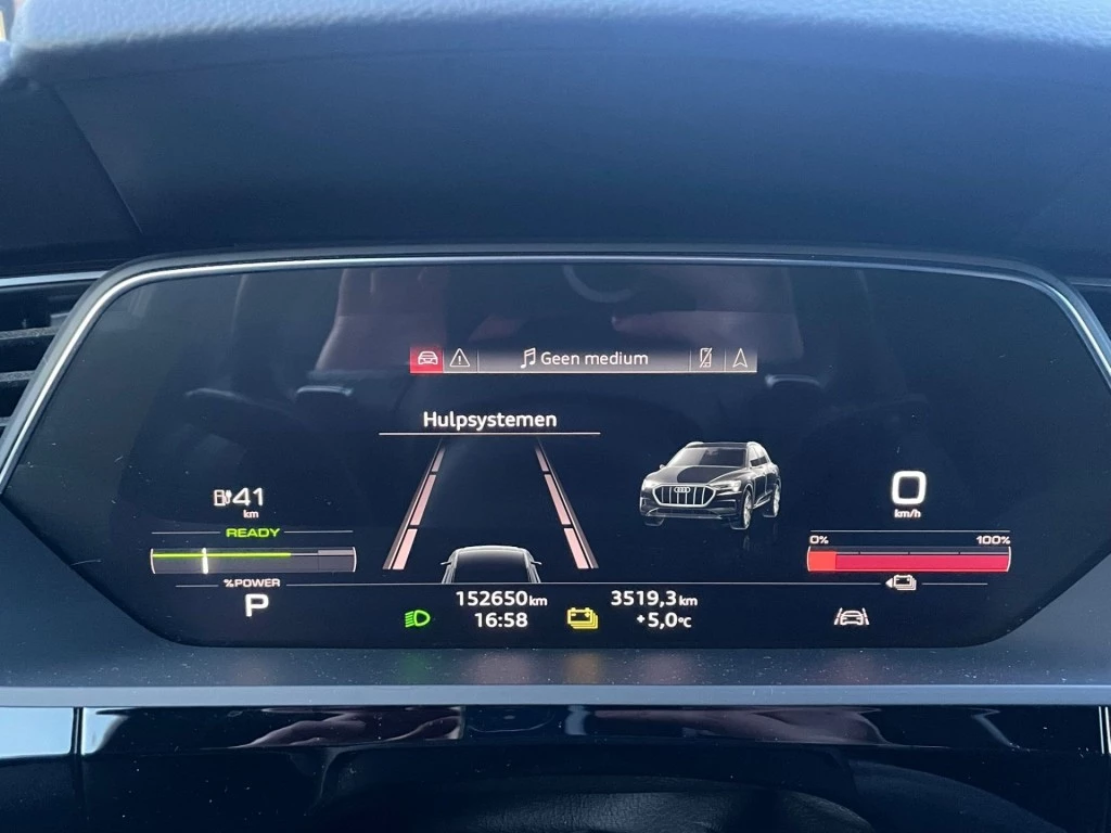 Hoofdafbeelding Audi e-tron