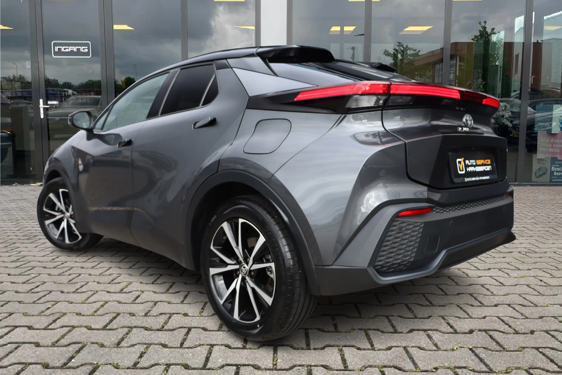 Hoofdafbeelding Toyota C-HR