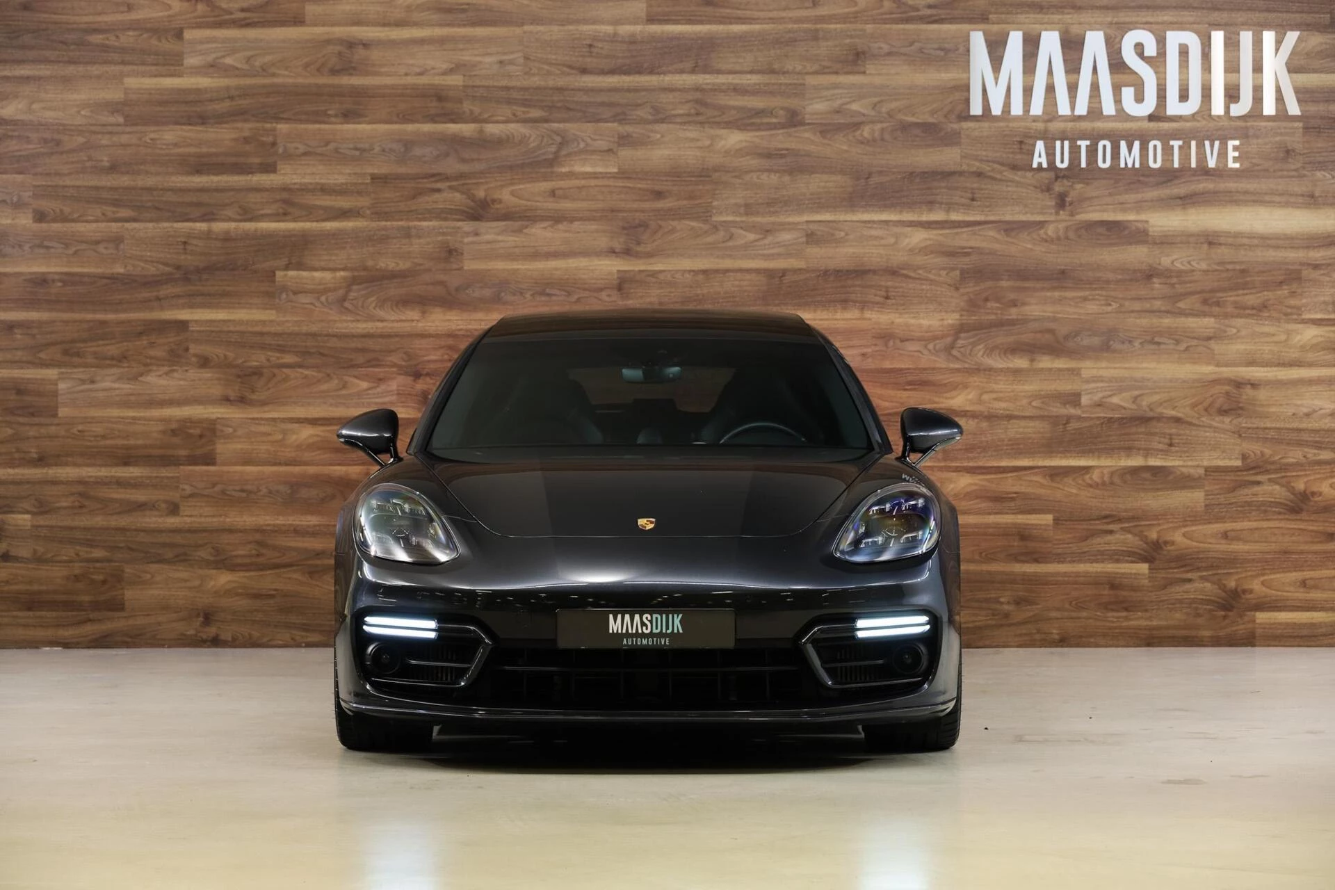 Hoofdafbeelding Porsche Panamera