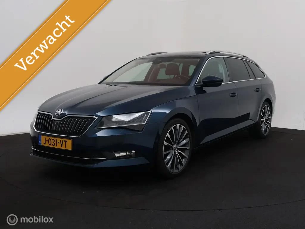 Hoofdafbeelding Škoda Superb