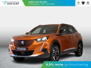 Hoofdafbeelding Peugeot e-2008 Peugeot e-2008 EV Allure Pack 50 kWh SOH 99,6% | 3-Fase 11 kWh |  Stoelverwarming | Advanced Grip Control | Apple Carplay/Android Auto | Achteruitrijcamera | Cruise Control |