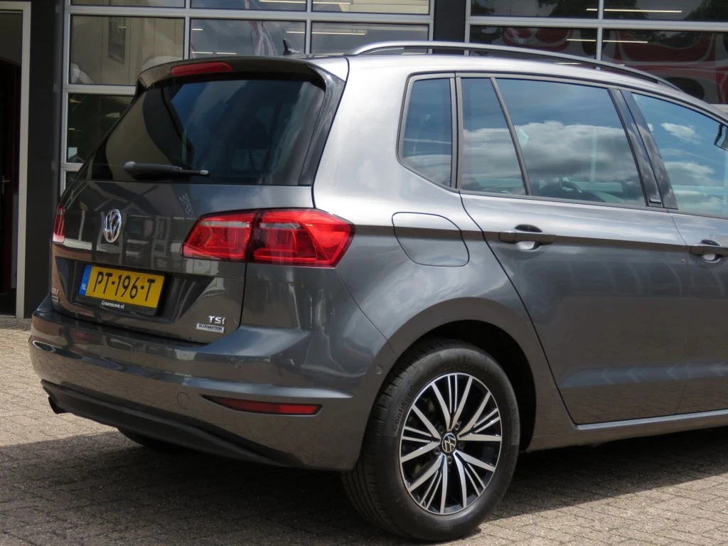 Hoofdafbeelding Volkswagen Golf Sportsvan