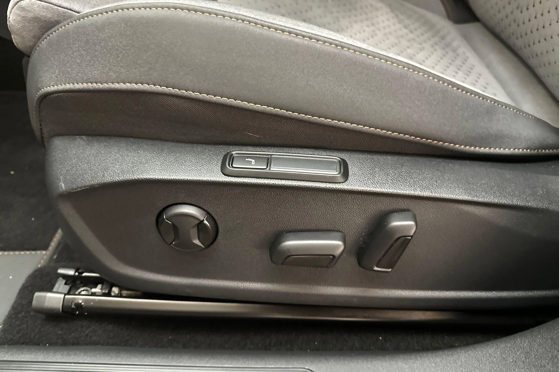 Hoofdafbeelding CUPRA Born