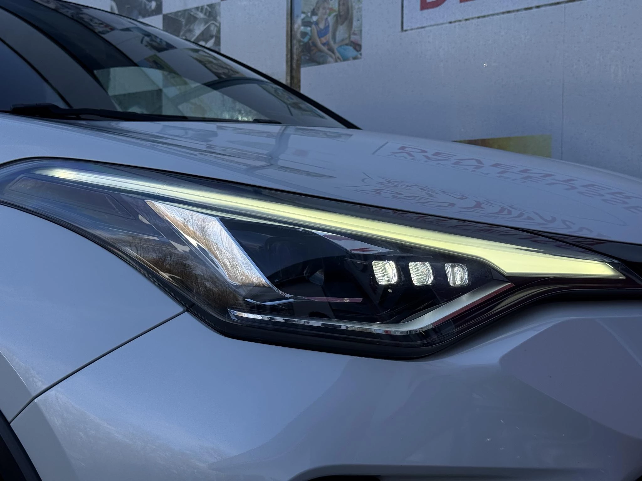 Hoofdafbeelding Toyota C-HR