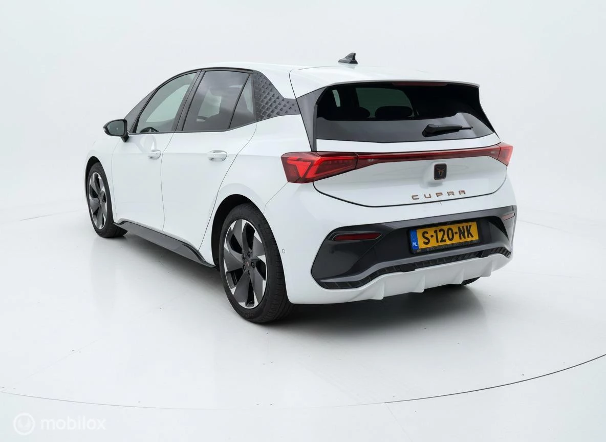 Hoofdafbeelding CUPRA Born