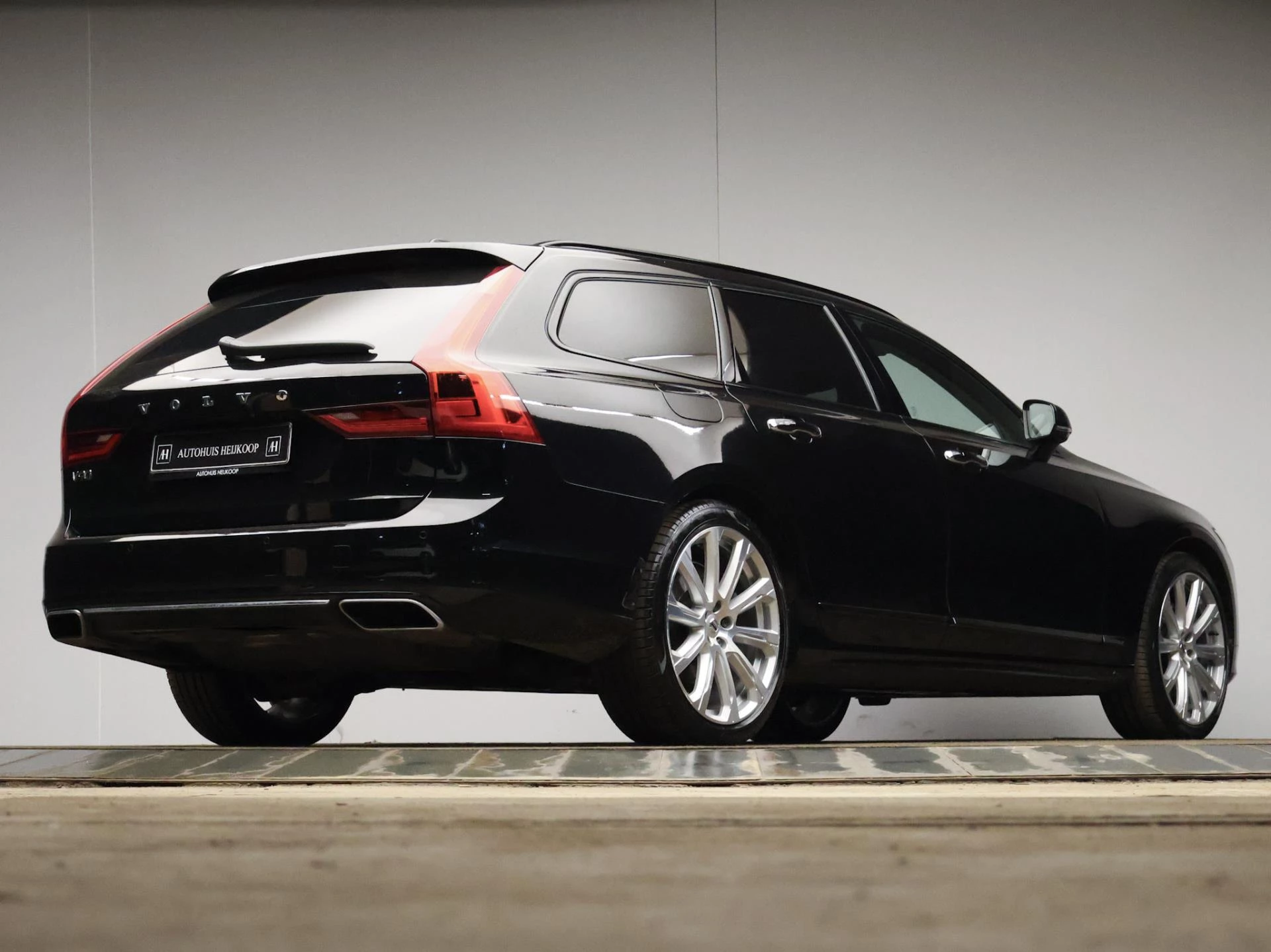 Hoofdafbeelding Volvo V90