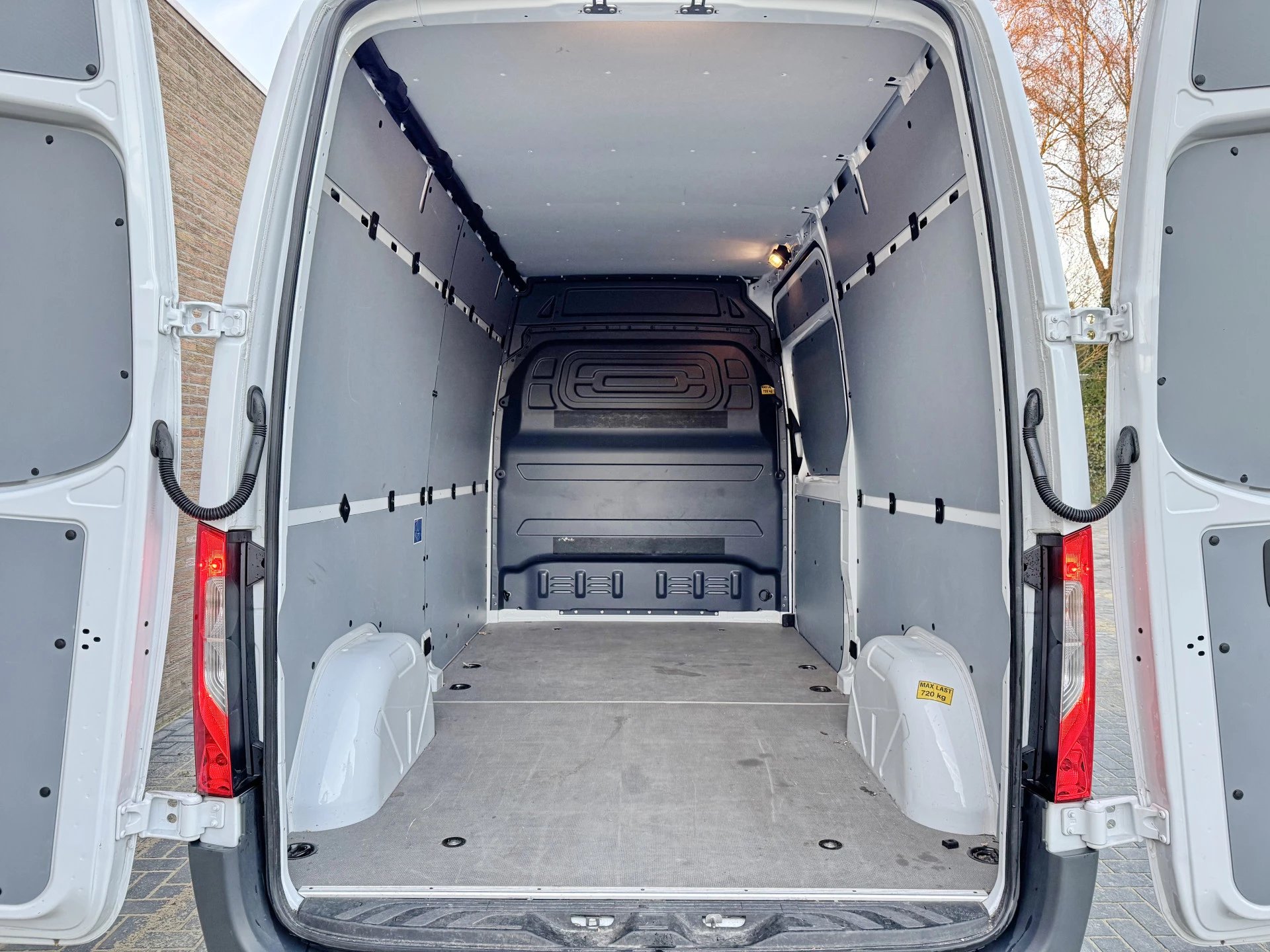 Hoofdafbeelding Mercedes-Benz eSprinter